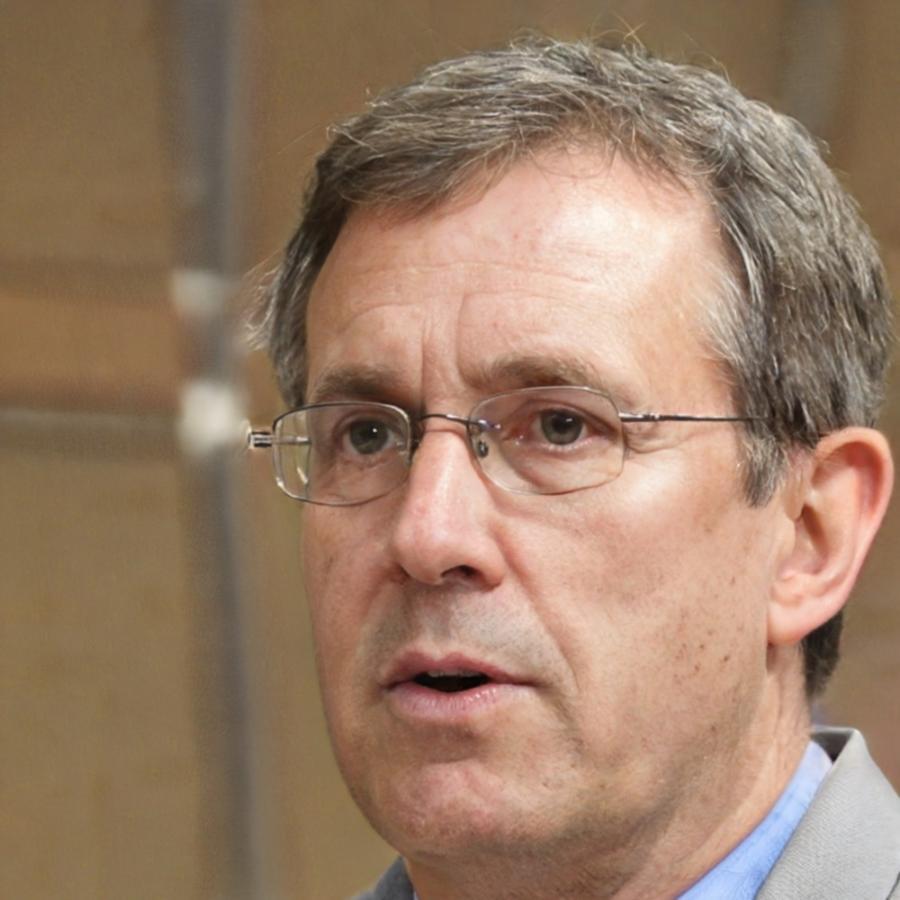 Портрет майстра нейл-арту Богдана Гнатюка